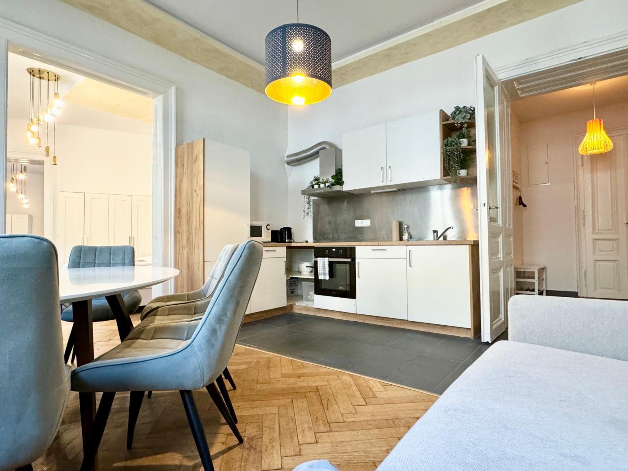 Premium Apartment Located At The Famous Vienna Kutschkermarkt 외부 사진